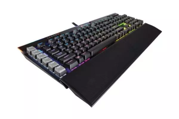 keyboard Corsair K95 RGB Platinum
